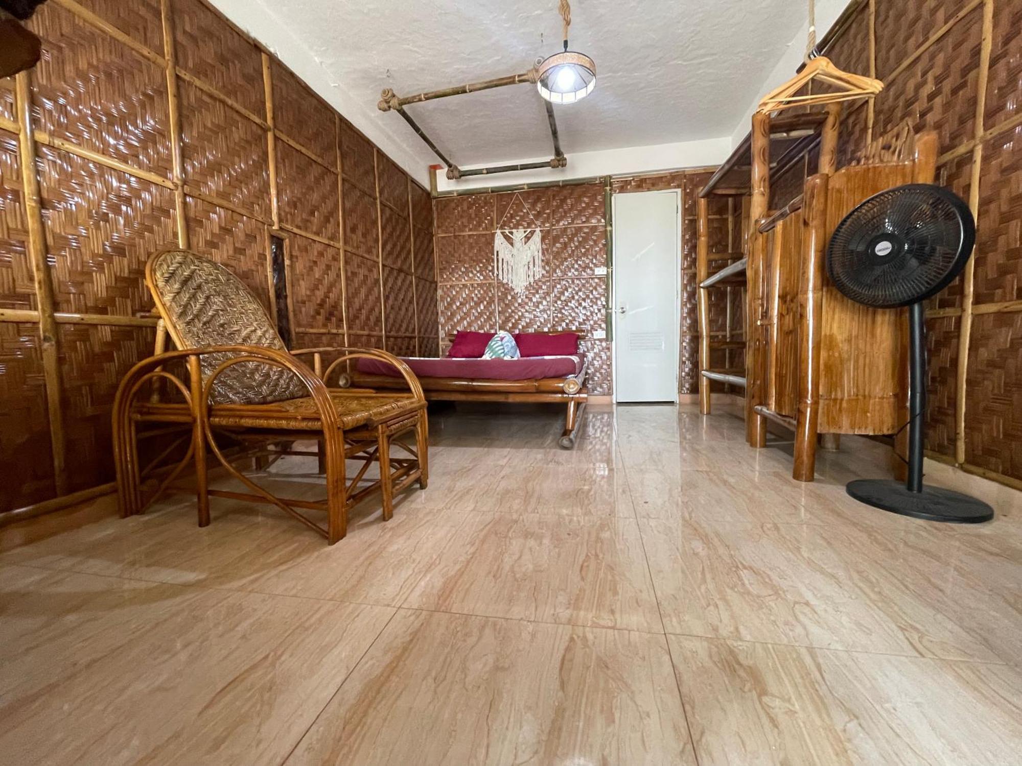 Bed and Breakfast Voodoo House Lalao Экстерьер фото