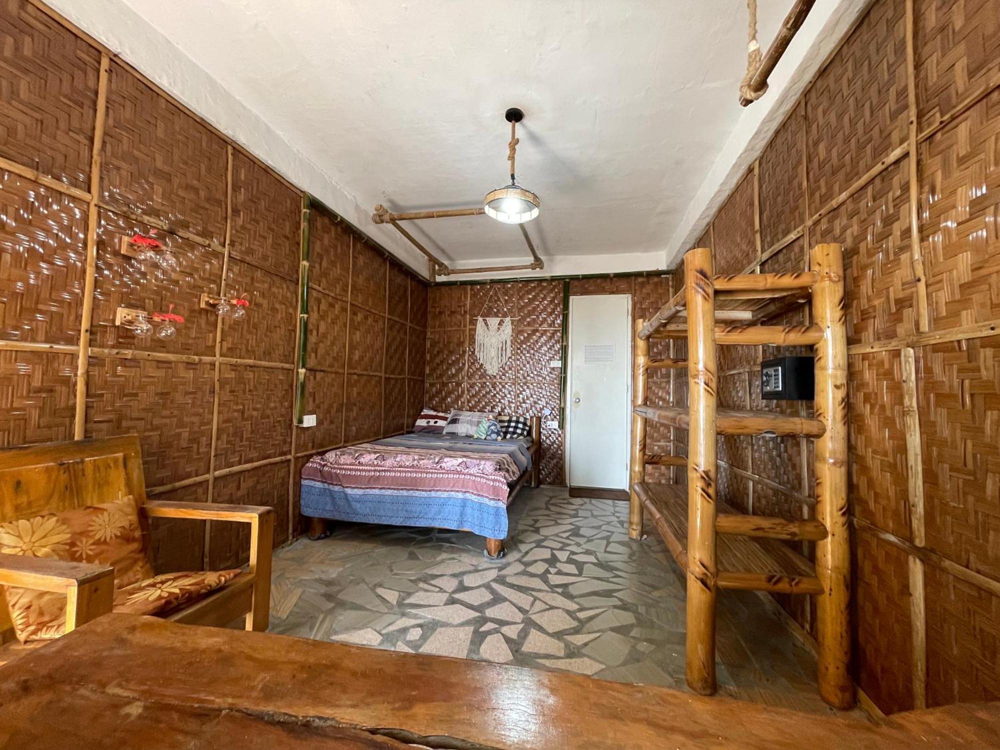Bed and Breakfast Voodoo House Lalao Экстерьер фото