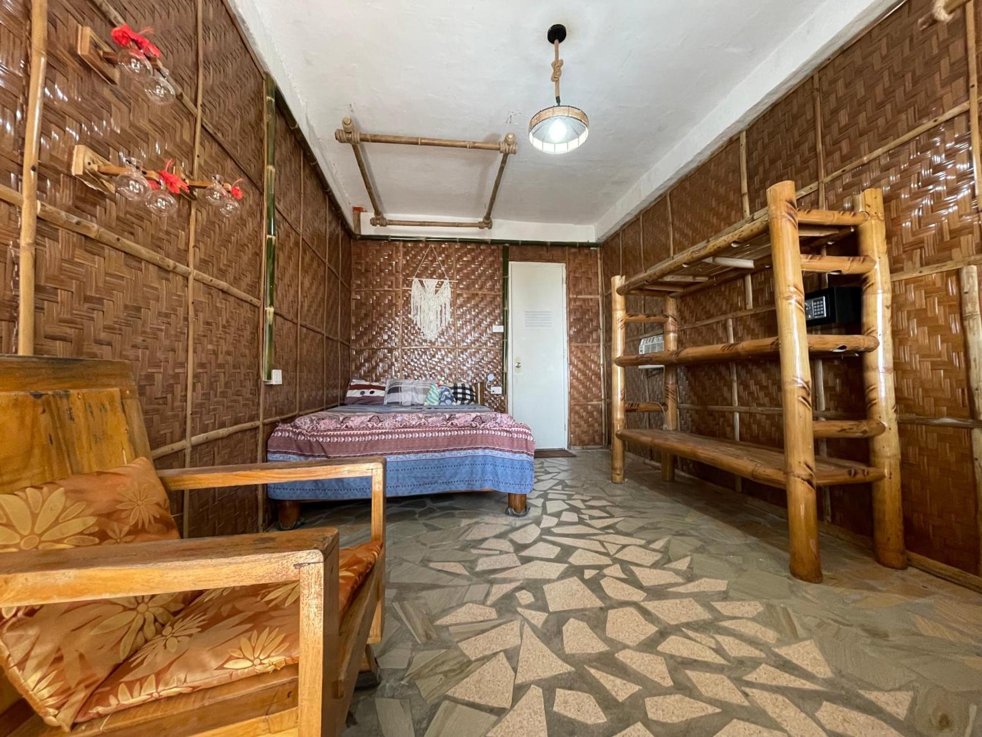 Bed and Breakfast Voodoo House Lalao Экстерьер фото